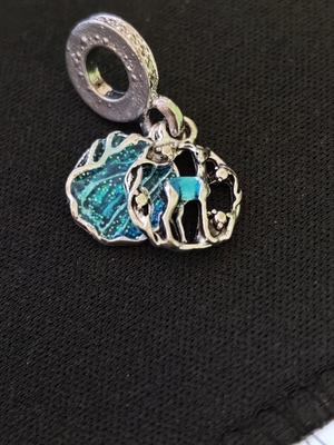 Charm pendant