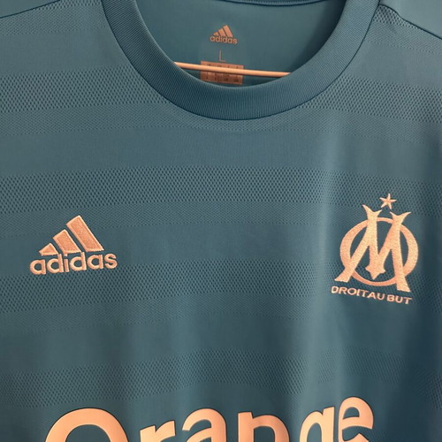 Luis Gustavo Marseille adidas jersey used, size L, Ligue 1 patches