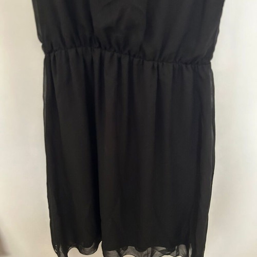 Mini black dress like new, size medium