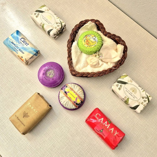 Soap collection used, set of 7 bath products