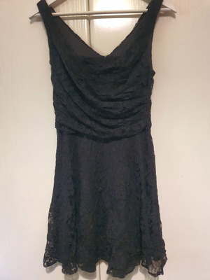 Lace mini dress black, like new, size M