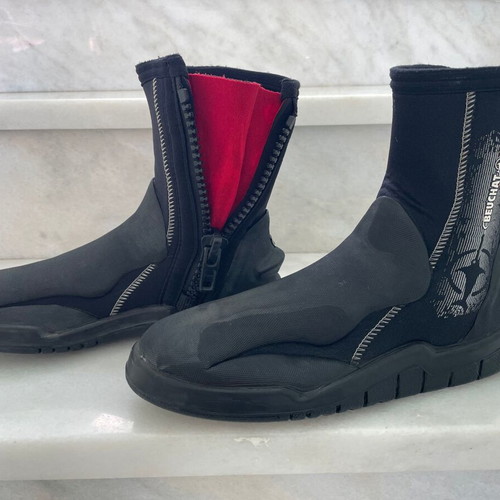 Beuchat Premium diving boots size S EU 38-39 with reinforced sole