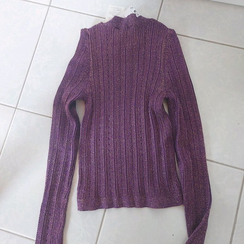 Mango top new with gold thread, size small, eggplant color