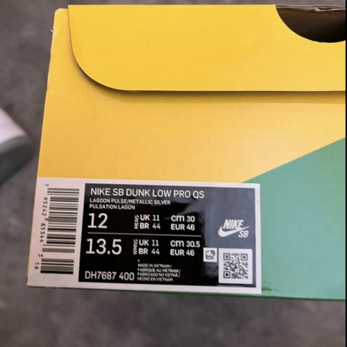 Nike SB Dunk Low FTC Lagoon Pulse new, size 46, multicolor