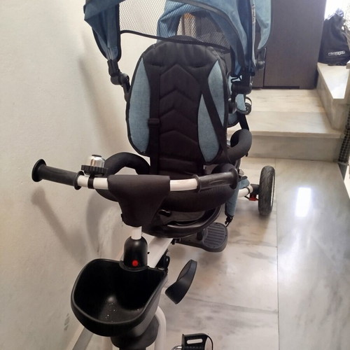Twin tricycle like new