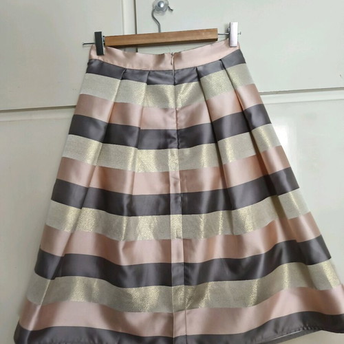 Midi skirt XS with stripes and metallic details, new