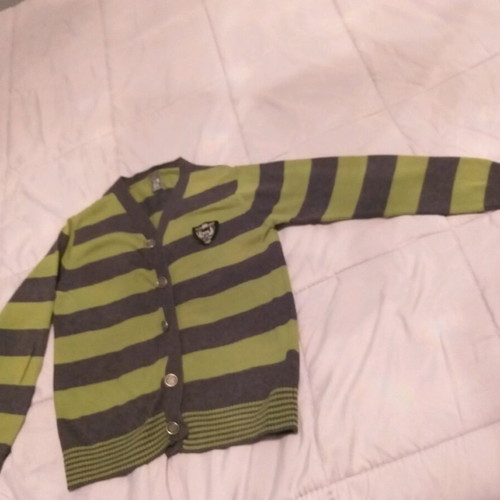 Cardigans used, pack of 2, brown and green, size 128 cm