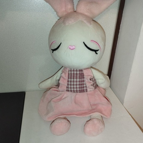 Plush bunny 47cm like new, extremely soft