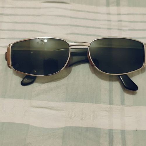 Byblos sunglasses like new, black