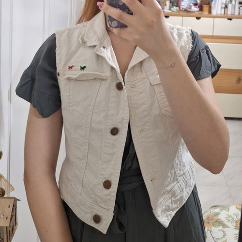Benetton beige denim vest like new, slight stretch fabric, size S