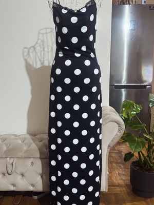 VG Styline Maxi Dress new, black and white, lace details, sizes S/M
