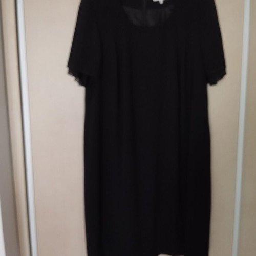 Dress with muslin sleeve Estetica like new, black
