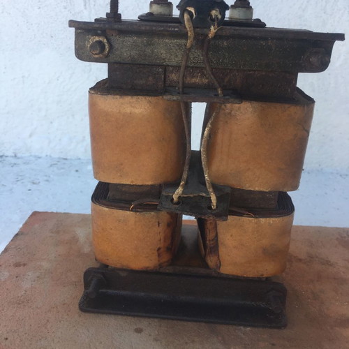 Old current transformers unknown voltage as seen