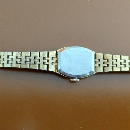 Vinca women's wristwatch used, gold-plated, mechanical, 17 rubis
