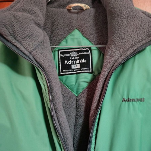 Admiral sleeveless jacket green like new with fleece lining