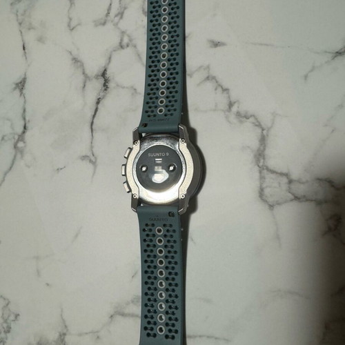 Suunto 9 Peak used with charger