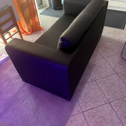 Leather 2-seater sofa bed like new