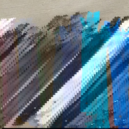 Plastic zippers 18 cm, pack of 50, new