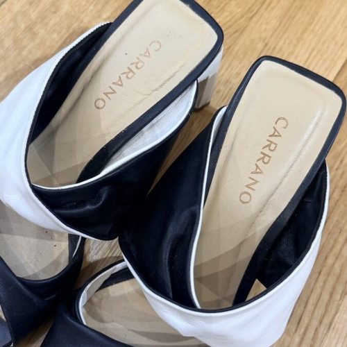 Carrano leather mules like new, black and white, size 38