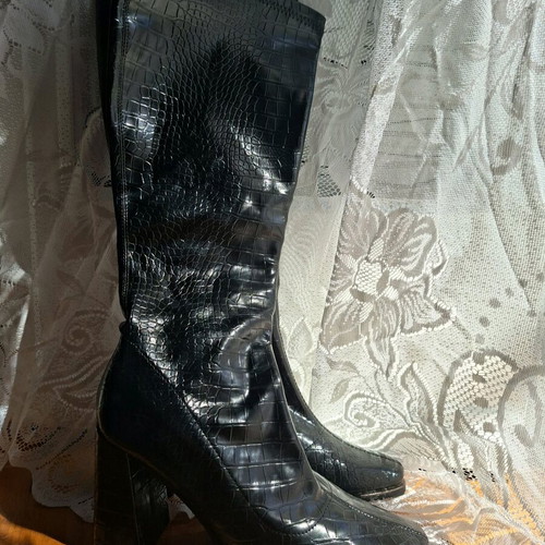 Crocodile boots like new Voi&Noi black size 38