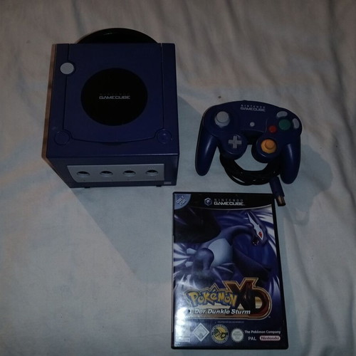 Nintendo GameCube console used with controller, power supply and Gale of Darkness German