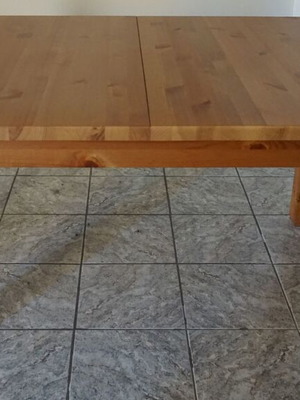 Extendable dining table used, solid pine for 4 to 8 people
