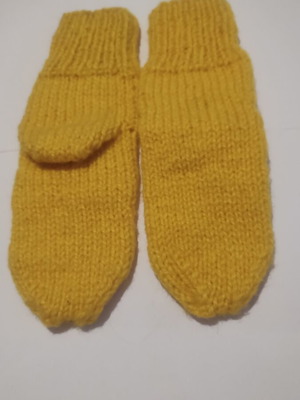 Yellow children's mittens