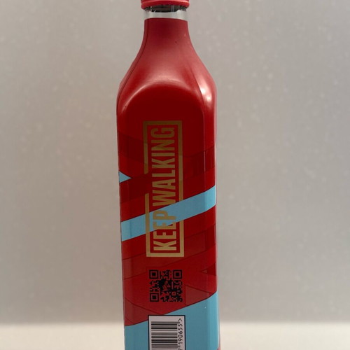 Collectible Johnie Walker Red Label Bottle 700ml like new