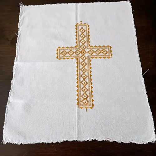 Cross embroidery new with karsaniki stitch on etamine fabric