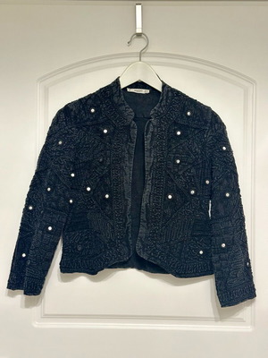 Mango denim jacket like new with mirrors