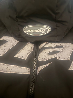 Trapstar Hyperdrive Puffer Jacket like new, small, black