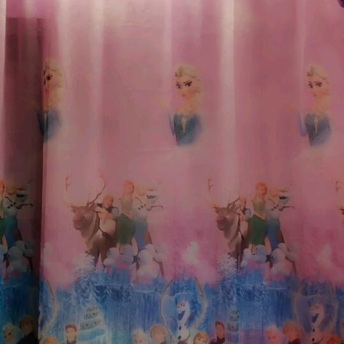 Frozen Elsa Kids Room Curtain like new