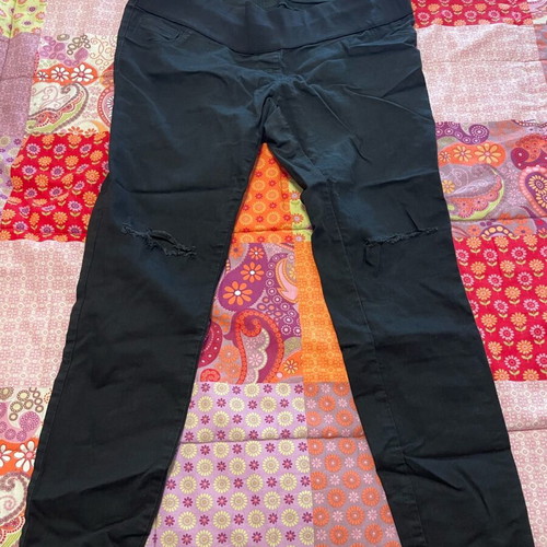 Maternity pants and overalls used, sizes XL and XXL, black and blue
