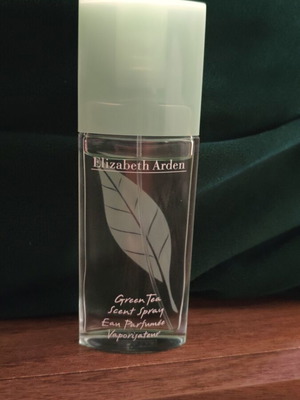 Elizabeth Arden Green Tea κανονικό άρωμα σαν καινούργιο 50 ml χωρίς κουτί