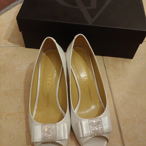 Goveci peep toe shoes like new with Swarovski elements, size 37, white pearly