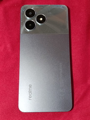 Realme Note 50 μεταχειρισμένο με σπασμένη οθόνη για επισκευή ή ανταλλακτικά