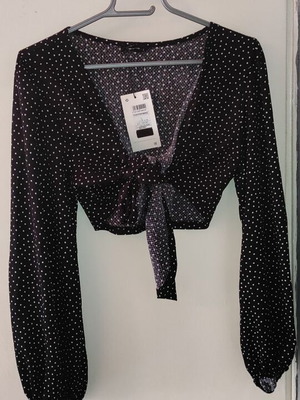 Pink Woman black top new, size L