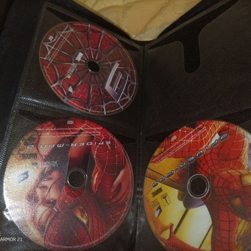 Spider Man DVD trilogy like new, original with subtitles, 3 discs