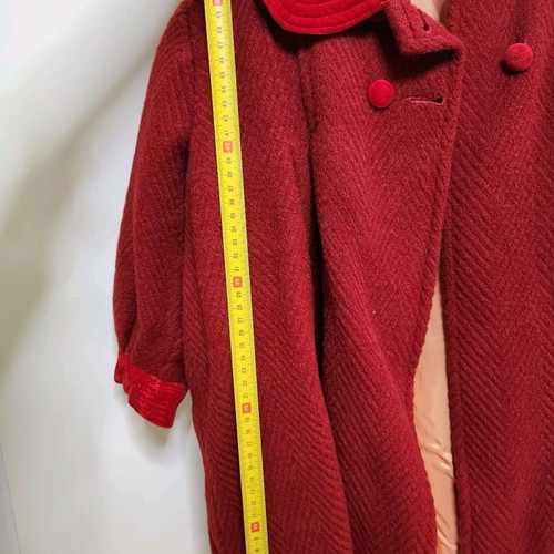 Red woolen children's coat used