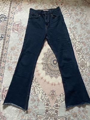 Stradivarius flared jeans like new, size L, blue