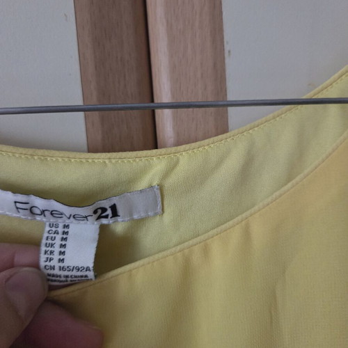 Forever 21 dress M like new, yellow