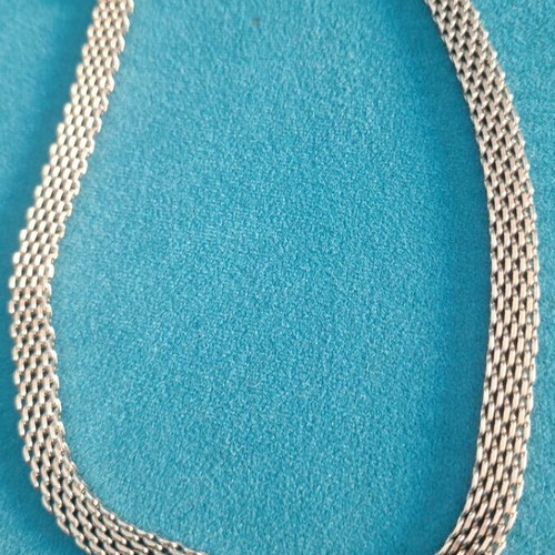 Choker necklace silver like new