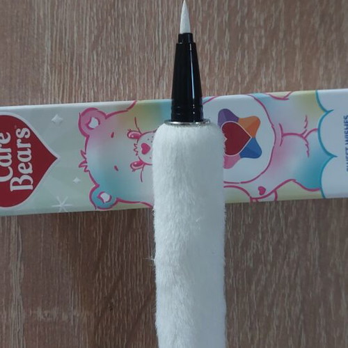 Liquid eye liner white Care Bears new
