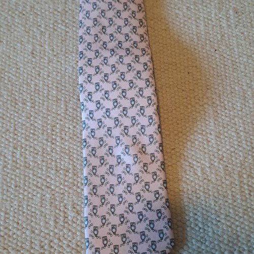 Tie like new with owls, cheerful design