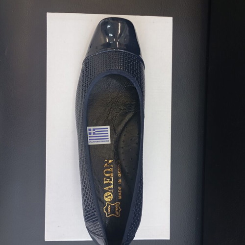 Leon blue low heel pumps with anatomical sole