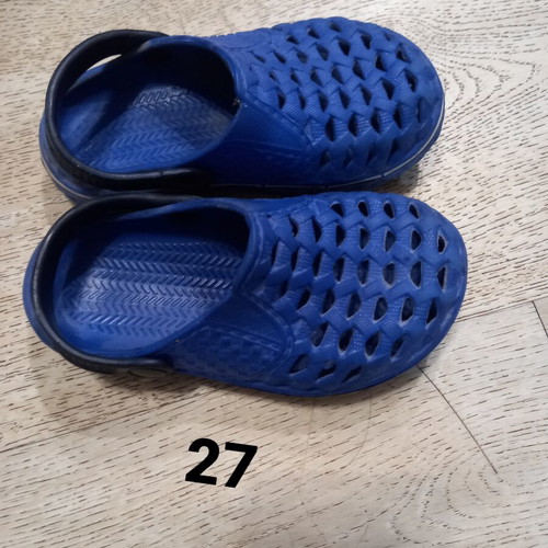 Blue slippers size 27 like new