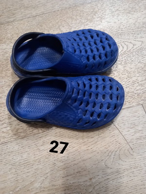Blue slippers size 27 like new