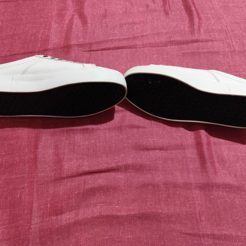 Bershka leather women's sneakers used, size 38, white without laces