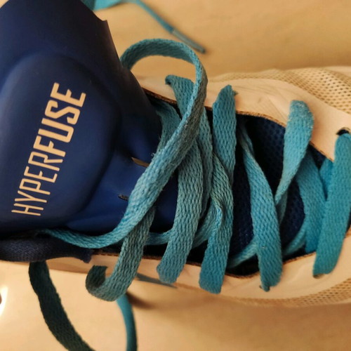 Nike Hyperfuse basketball shoes like new, size 40.5, white and blue