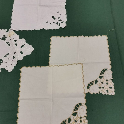 Decorative doilies used, 1950s era, pack of 5 pieces